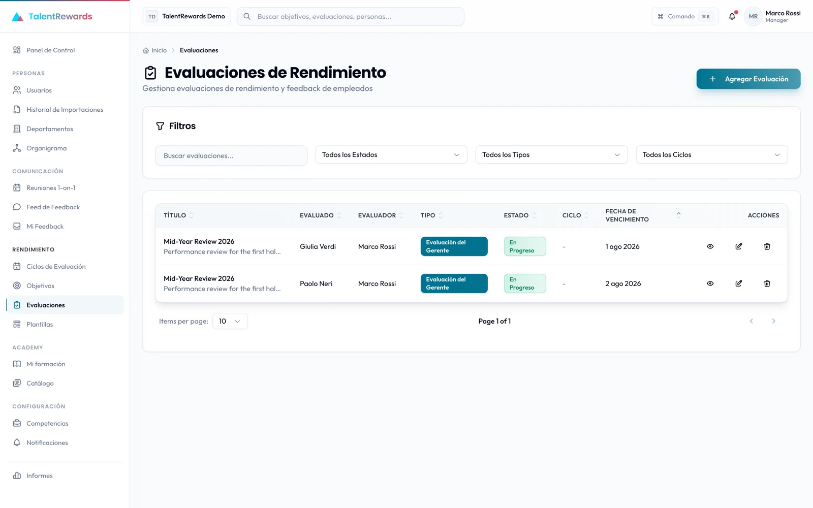 Redactando una evaluación con asistencia de IA en TalentRewards